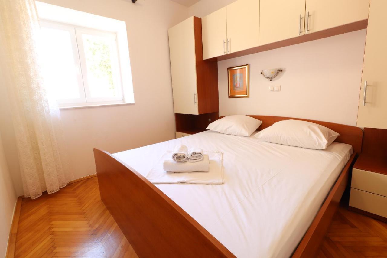 Apartment Dony - Ticic Novalja Exterior foto