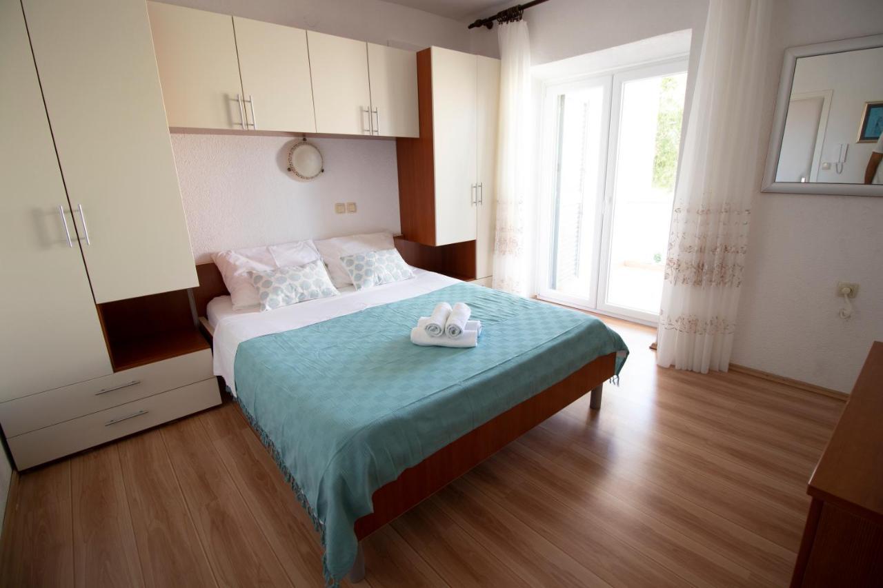 Apartment Dony - Ticic Novalja Exterior foto
